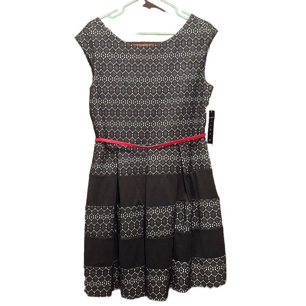 Tiana B Womens Fit N Flare Dress Black White Geometric Lace Red Belt‎ 14 85514I